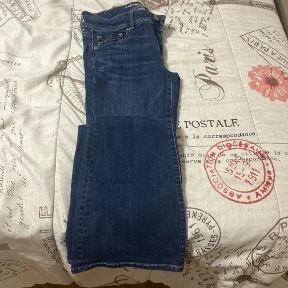 American Eagle Outfitters Dark Blue Straight Leg Jeans - Picture 2 of 3